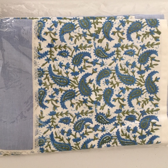 Tea party: high-class tea cup with saucer and linen napkins - Picture 4 of 9